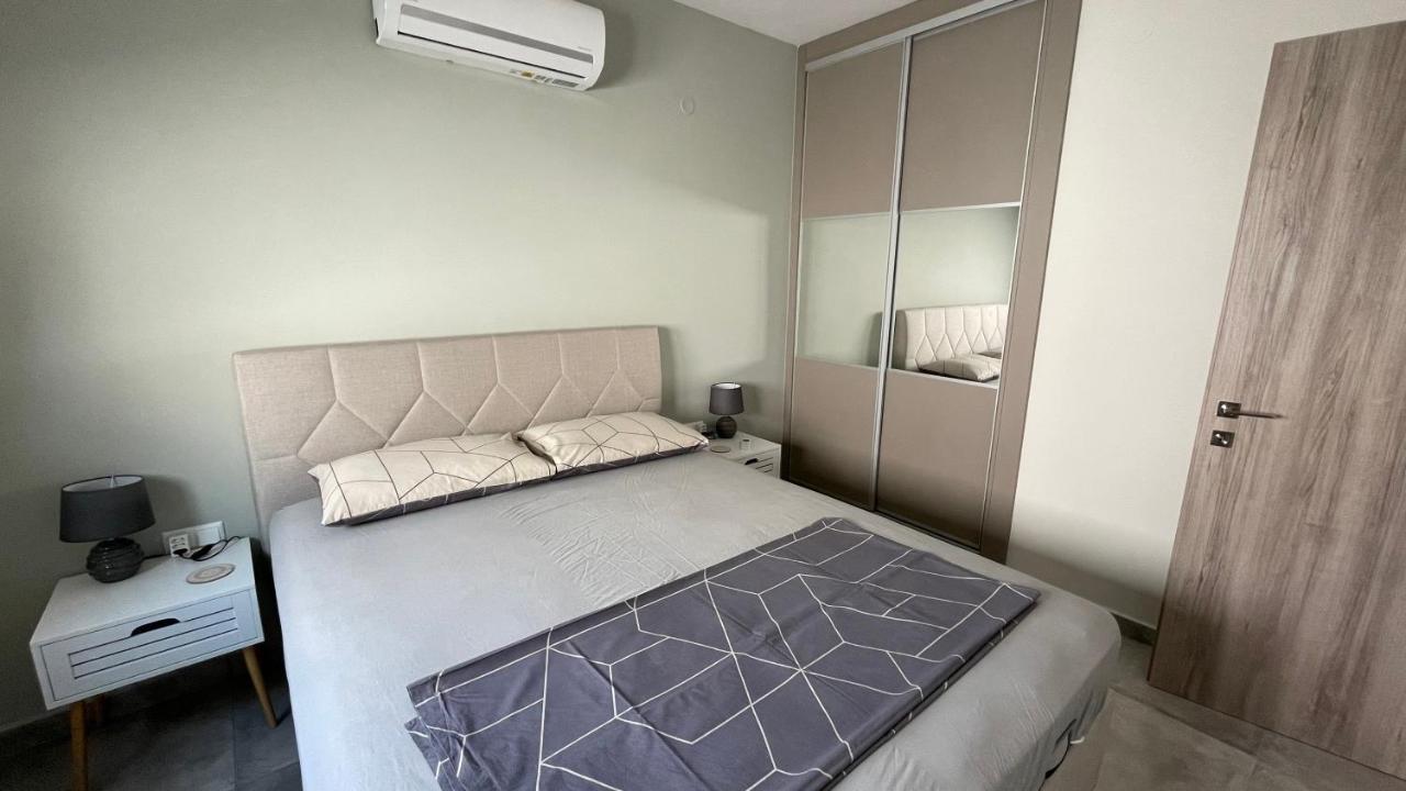 Apartamento Asterias Néa Péramos Exterior foto